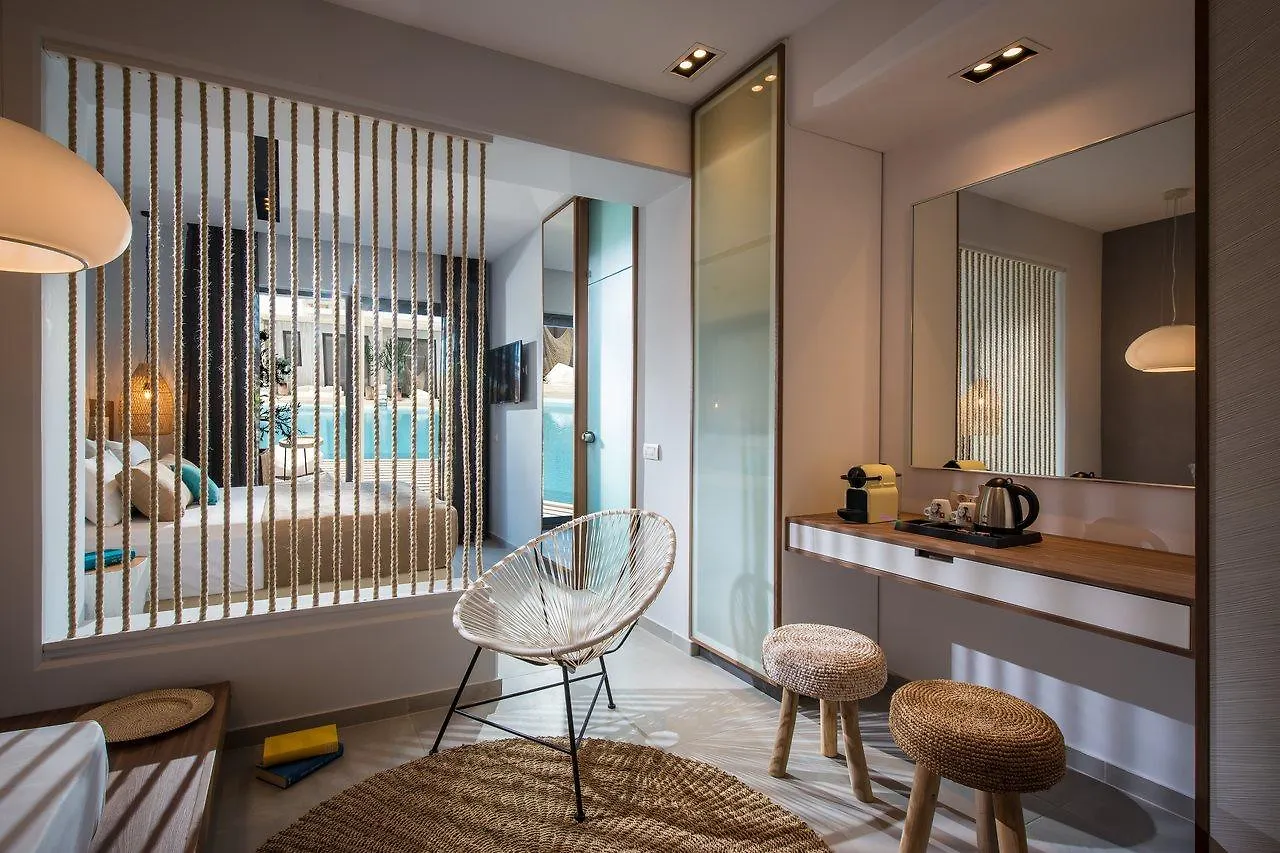 Hotel Enorme Armonia Beach (Adults Only)