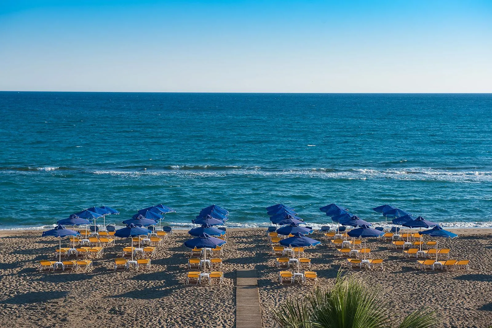 Enorme Armonia Beach (Adults Only)